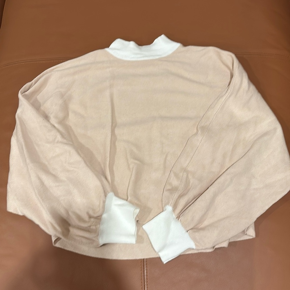 Cropped sweater